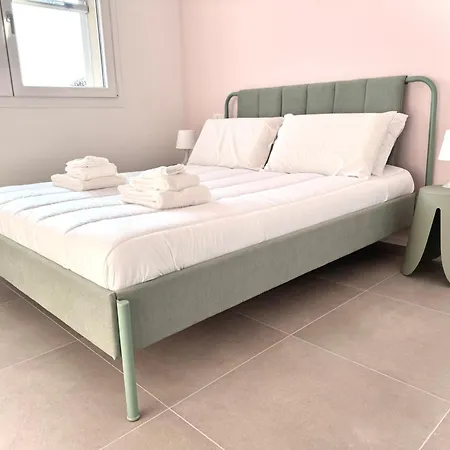 Διαμέρισμα Pantone - Color